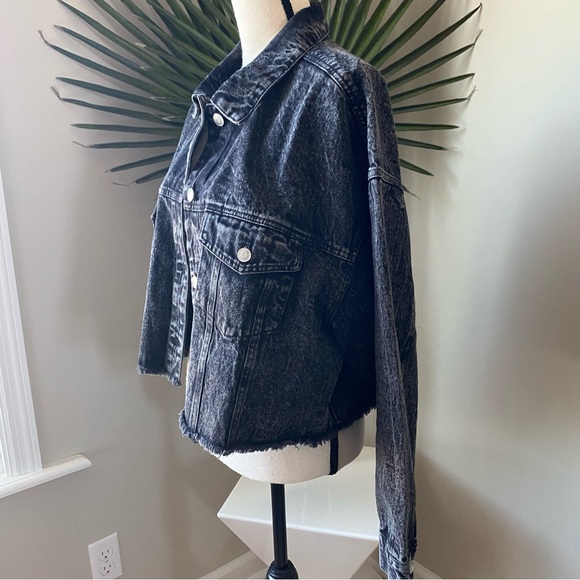 Pink Lily Krista Horton Charcoal Fringe Denim Jacket M - Picture 6 of 9